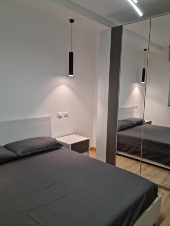 Kd Apartment, Accogliente, Moderno E Spazioso. Кастел ди Сангро Екстериор снимка